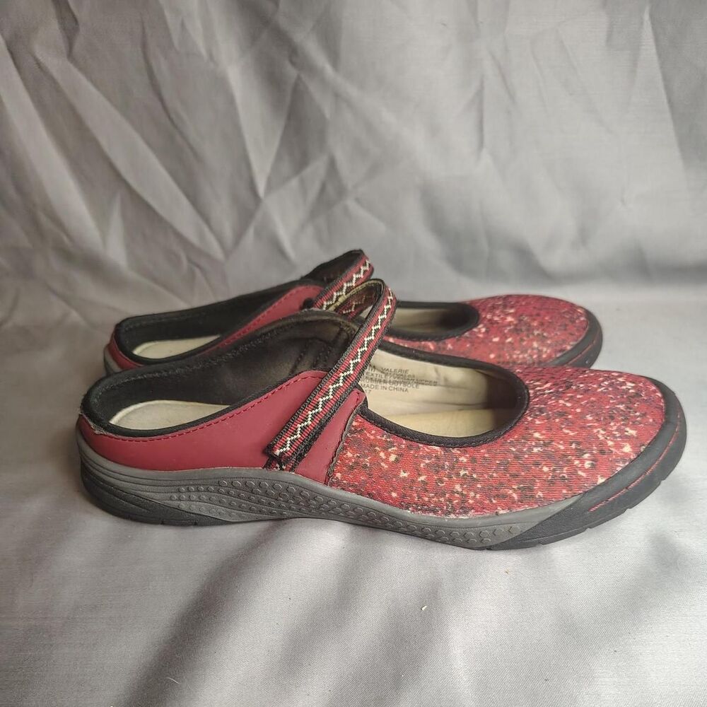 Jansport Women's Red and Burgundy Mules - Picture 2 of 7
